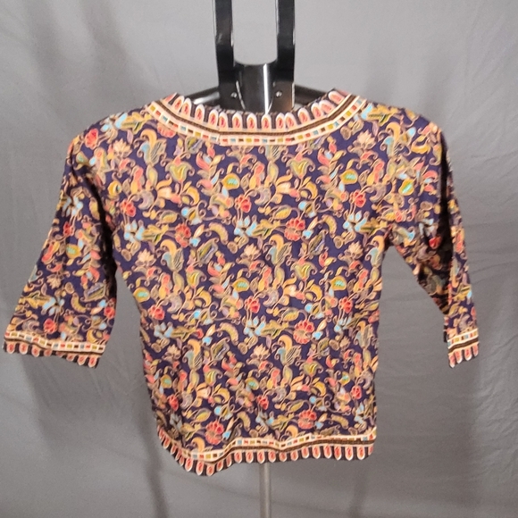 Colorful Floral Patterned Jacket - Picture 3 of 11